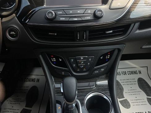 Used 2017 Buick Envision Premium AWD/4WD image 22