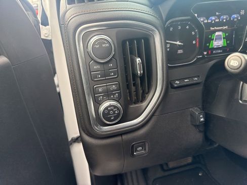 Used 2021 GMC Sierra 1500 AT4 w/ AT4 Value Package image 20