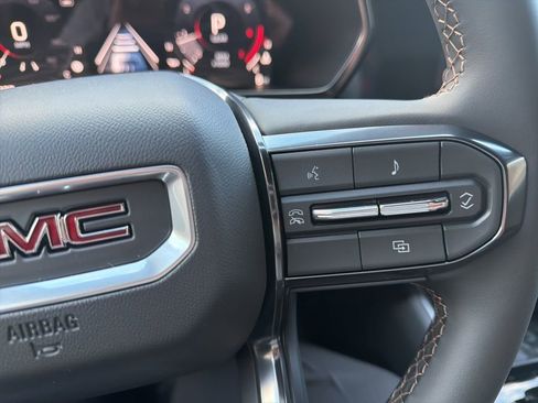 New 2026 GMC Canyon AT4 AWD/4WD image 25