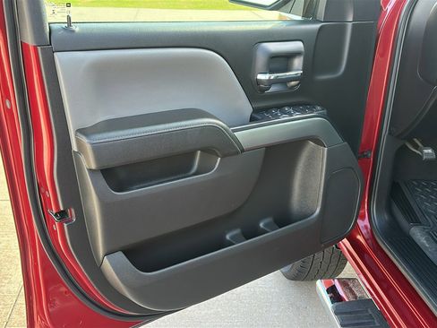 Used 2018 Chevrolet Silverado 1500 LT w/ All Star Edition image 14