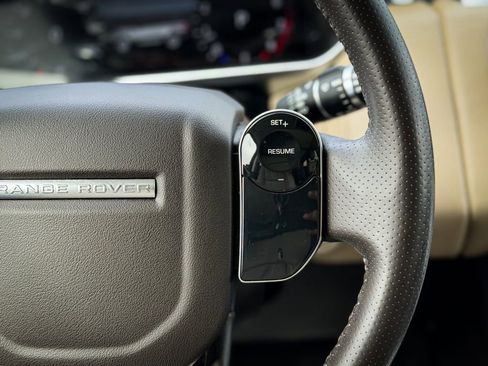 Used 2018 Land Rover Range Rover Sport HSE image 14