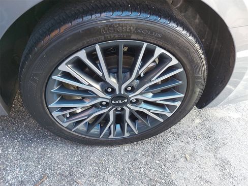 Certified 2023 Kia Forte GT-Line w/ GT-Line Technology Package image 40