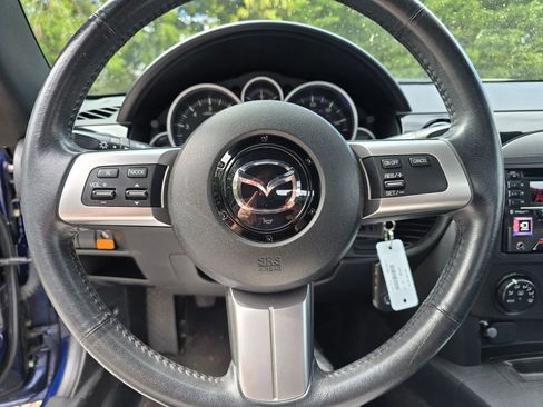Used 2007 MAZDA MX-5 Miata Sport w/ Convenience Pkg image 4