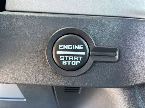 New 2026 Ford Bronco Outer Banks w/ Sasquatch Package AWD/4WD image 32