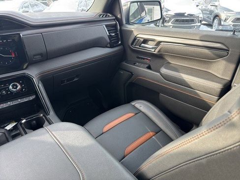 Certified 2023 GMC Sierra 1500 AT4 w/ AT4 Premium Package image 15