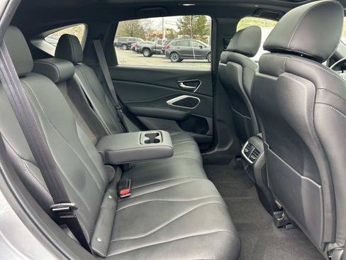 Used 2025 Acura RDX SH-AWD image 16