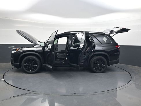 New 2026 Honda Pilot Black Edition image 36