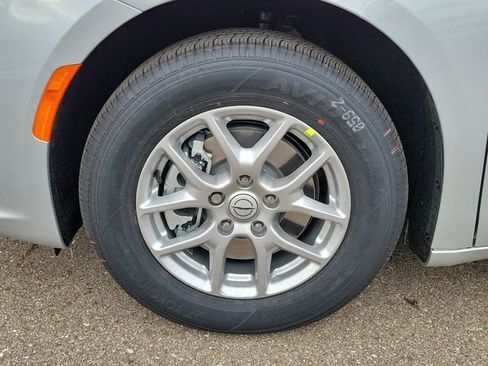 New 2026 Chrysler Pacifica Select image 6