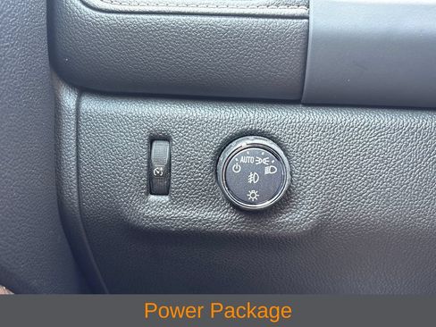 Used 2019 GMC Canyon Denali RWD image 17