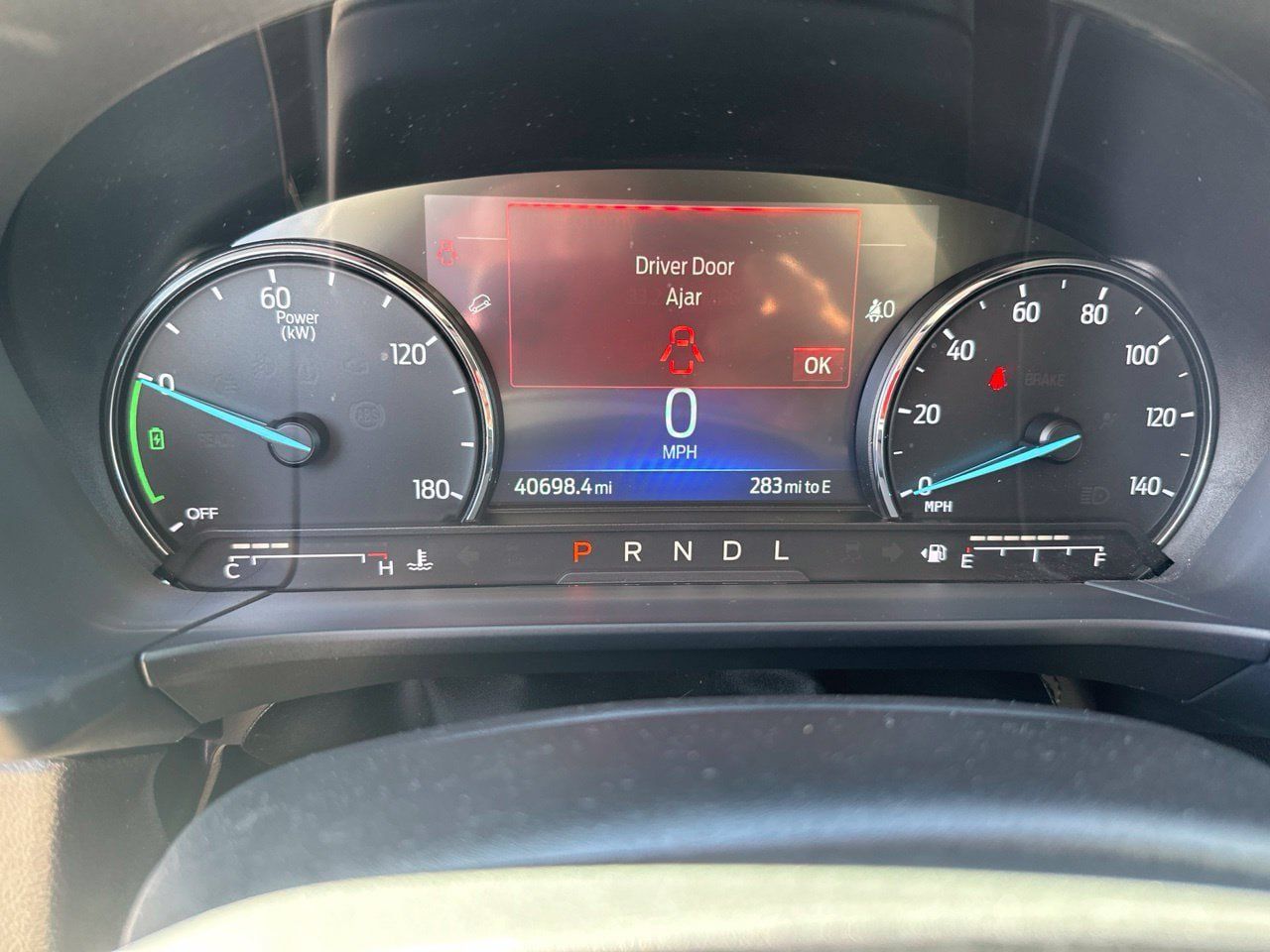 Used 2022 Ford Escape SE w/ SE Sport Appearance Package FWD image 1