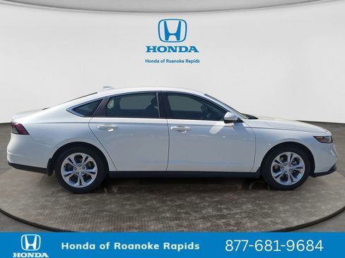 Used 2025 Honda Accord LX image 6