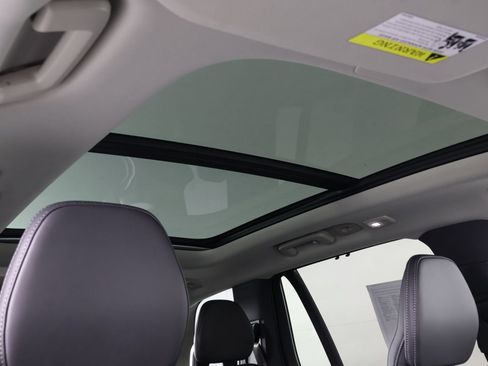 Certified 2024 Volvo XC90 B6 Ultimate AWD/4WD image 23