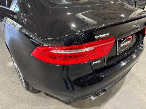 Used 2017 Jaguar XE Prestige image 44