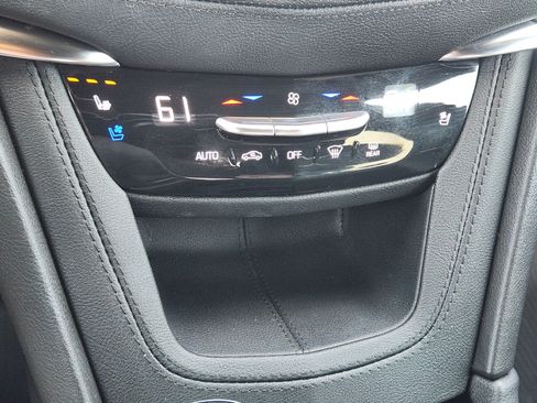 Used 2022 Cadillac XT5 Sportv w/ Technology Package AWD/4WD image 15