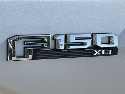 Used 2019 Ford F150 XLT w/ Equipment Group 302A Luxury AWD/4WD image 31