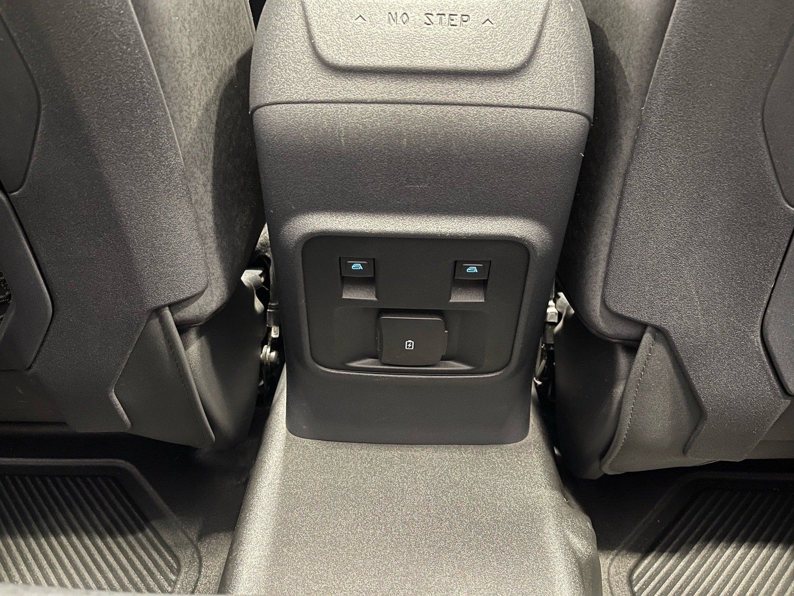 Used 2023 Ford Bronco Black Diamond AWD/4WD image 30