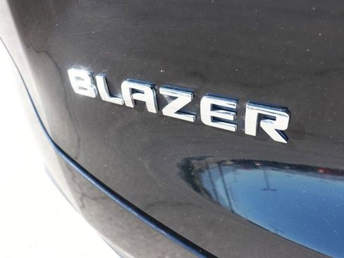 Used 2025 Chevrolet Blazer LT image 6