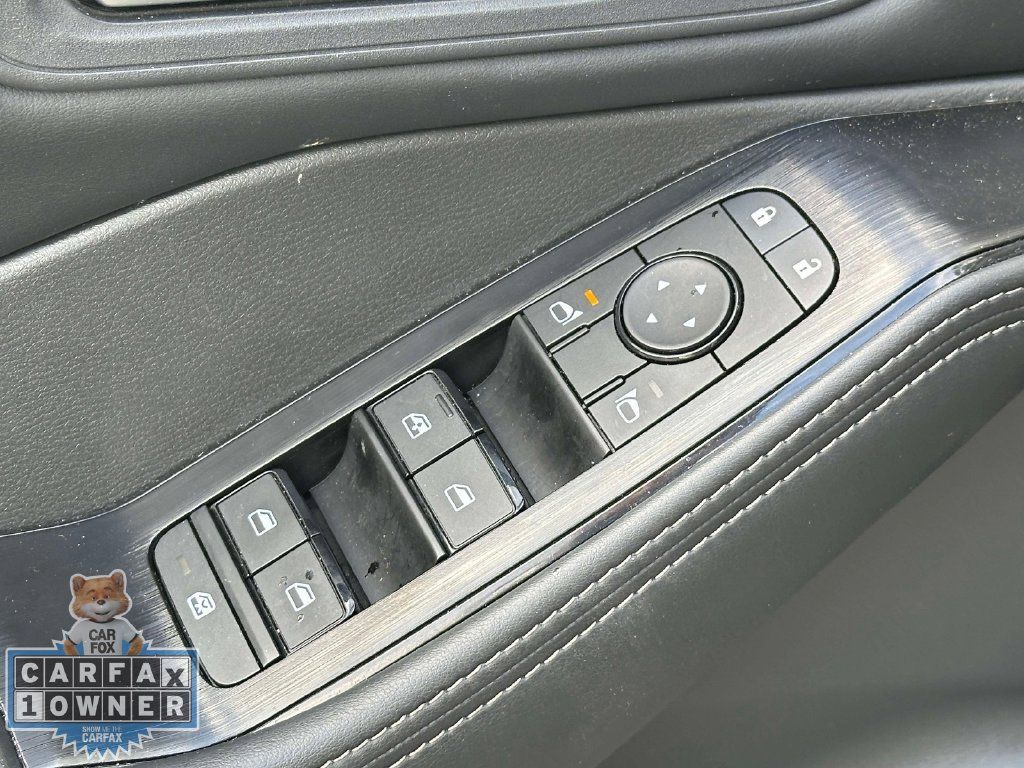 Used 2026 Nissan Rogue SV AWD/4WD image 19