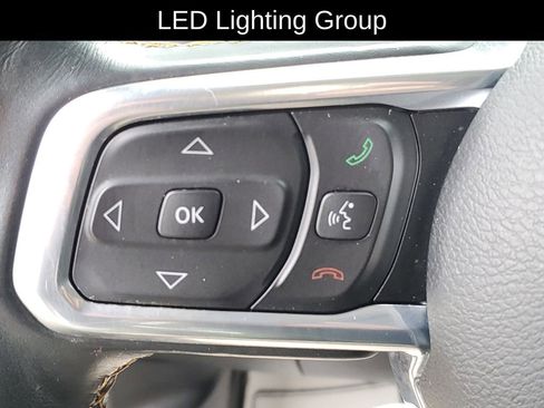 Used 2021 Jeep Wrangler Unlimited Sahara image 9