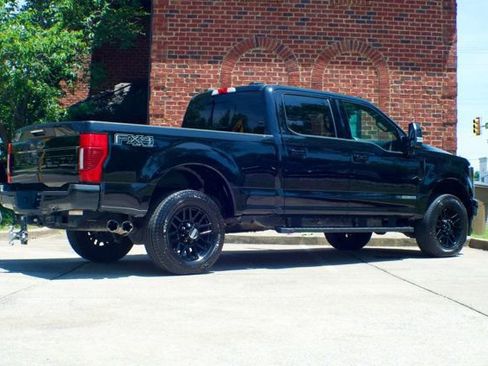 Used 2022 Ford F250 Lariat w/ Lariat Ultimate Package AWD/4WD image 4