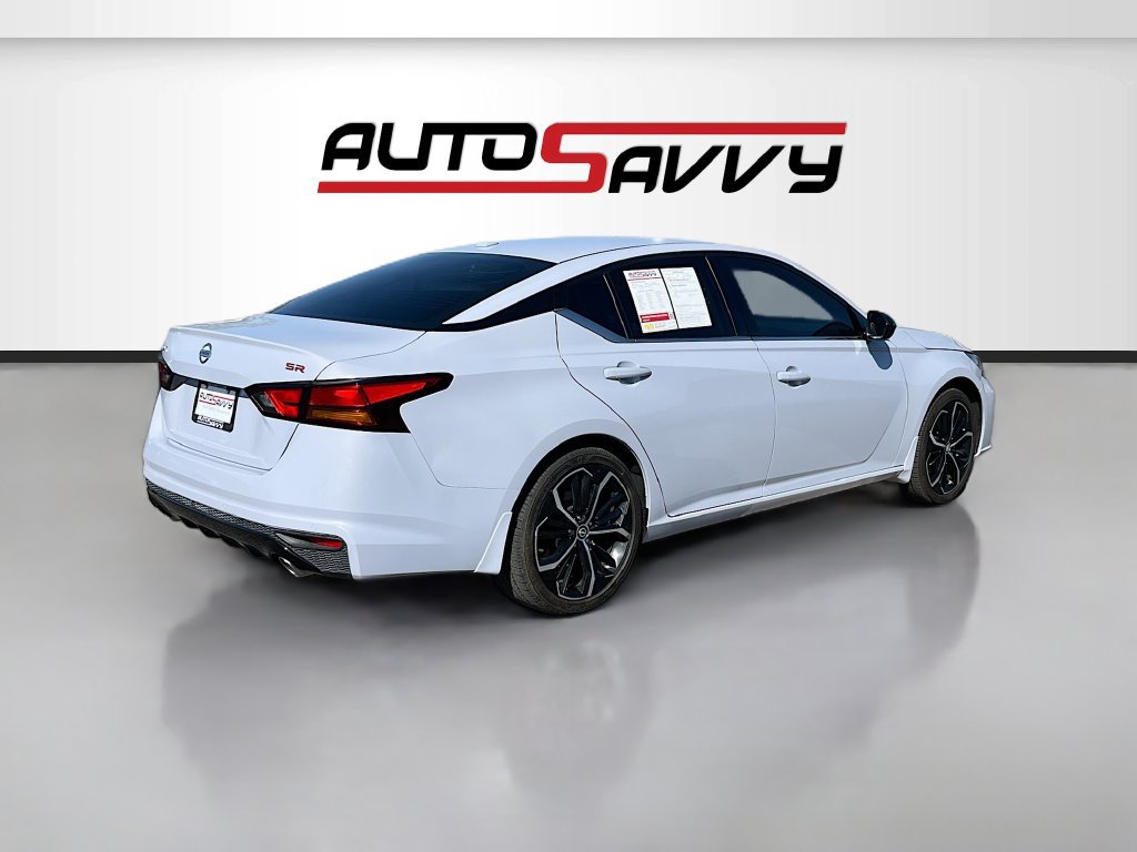 Used 2025 Nissan Altima 2.5 SR FWD image 7