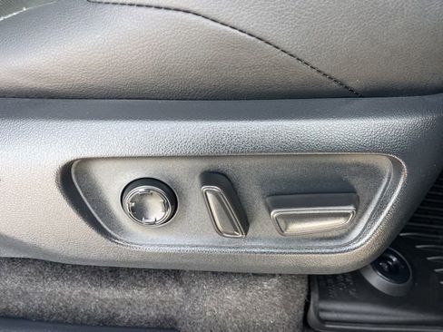 Used 2025 Toyota 4Runner TRD Off-Road Premium image 60