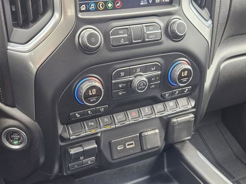 Used 2019 Chevrolet Silverado 1500 LTZ w/ LTZ Plus Package AWD/4WD image 21