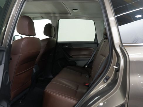 Used 2017 Subaru Forester 2.0XT Touring w/ Popular Package #2 image 18