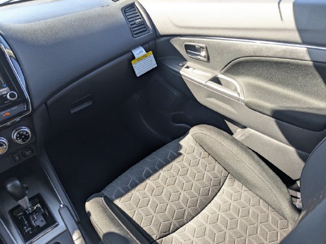 Used 2026 Mitsubishi Outlander Sport ES AWD/4WD image 16