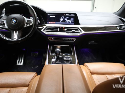 Used 2020 BMW X7 xDrive40i w/ M Sport Package AWD/4WD image 13