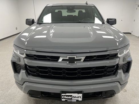 Used 2024 Chevrolet Silverado 1500 RST image 3
