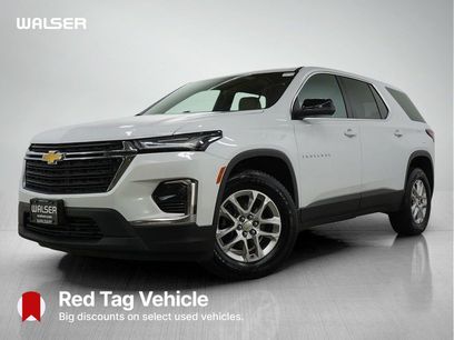 Used 2023 Chevrolet Traverse LS
