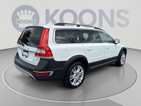 Used 2016 Volvo XC70 T5 Platinum w/ Protection Package FWD image 7