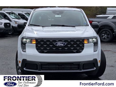 Used 2026 Ford Maverick XLT image 4