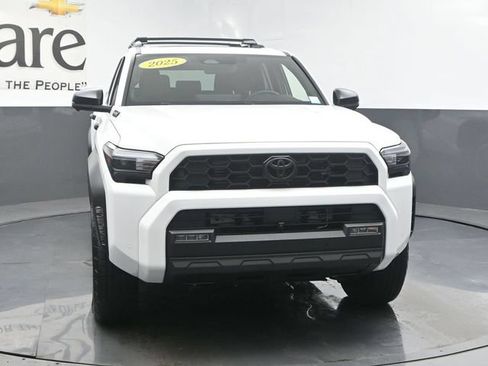 Used 2025 Toyota 4Runner TRD Off-Road Premium AWD/4WD image 52