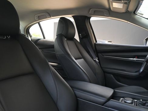Certified 2025 MAZDA MAZDA3 s FWD image 15