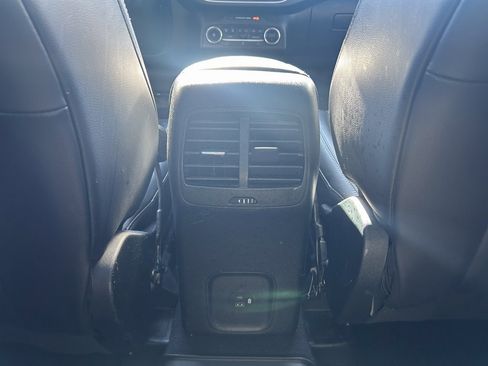 Certified 2020 Ford Escape SEL image 32