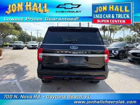 Used 2024 Ford Expedition XLT RWD image 9