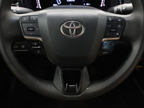 Used 2026 Toyota Camry LE w/ Convenience Package FWD image 23
