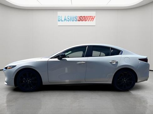 Used 2024 MAZDA MAZDA3 s FWD image 6