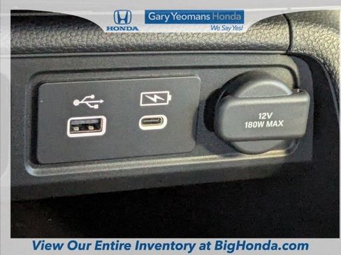 Certified 2025 Honda Pilot Sport image 21