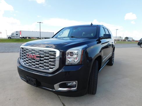 Used 2020 GMC Yukon Denali w/ Denali Ultimate Package image 8