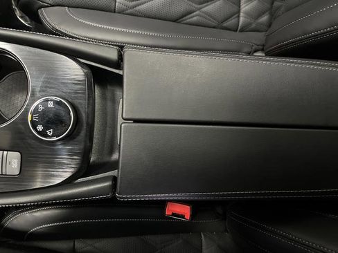 Used 2025 Nissan Rogue Platinum w/ Tech Package image 21