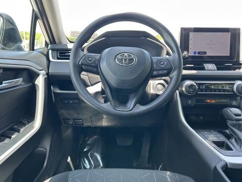 Certified 2025 Toyota RAV4 XLE AWD/4WD image 18
