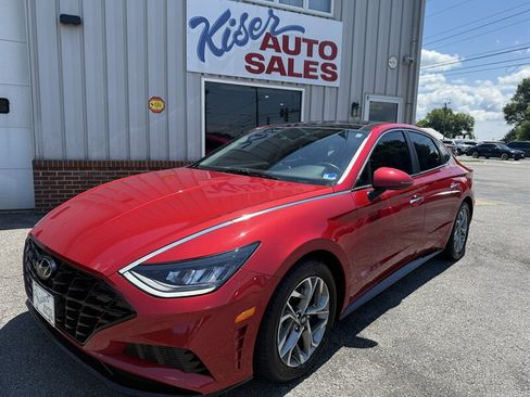 Used 2020 Hyundai Sonata SEL w/ Convenience + Sunroof Package FWD image 3