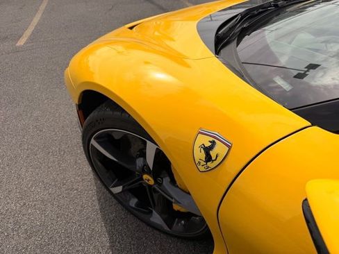 Used 2022 Ferrari SF90 Spider AWD/4WD image 18