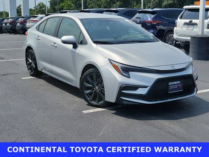 Used 2025 Toyota Corolla SE w/ Convenience Package