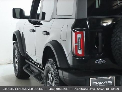 Used 2025 Ford Bronco Badlands AWD/4WD image 6