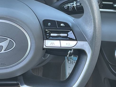 Used 2024 Hyundai Elantra SE image 20