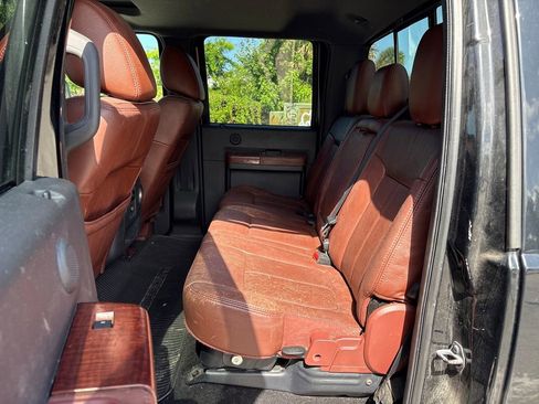 Used 2011 Ford F250 King Ranch w/ FX4 Off Road Pkg AWD/4WD image 32